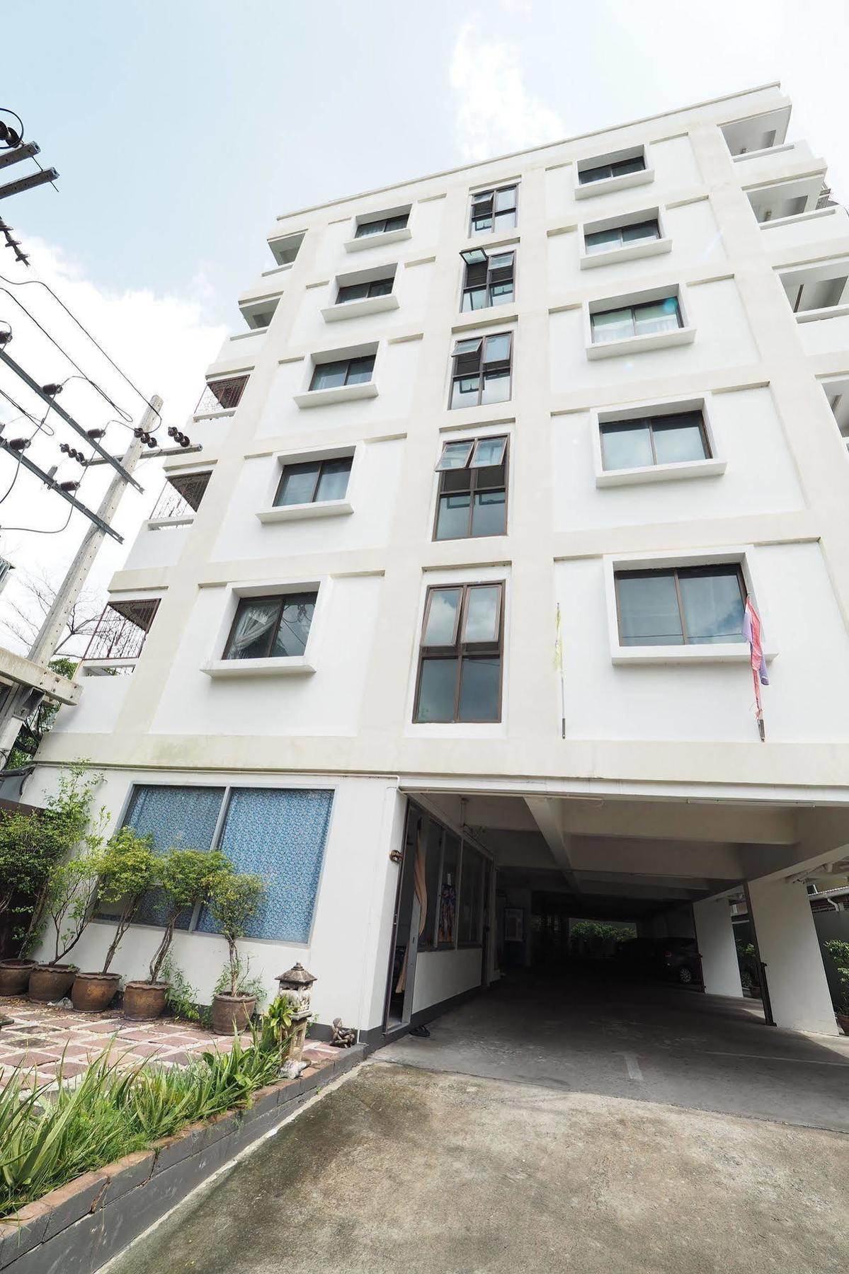 Living Naraa Place Bangkok Exterior foto